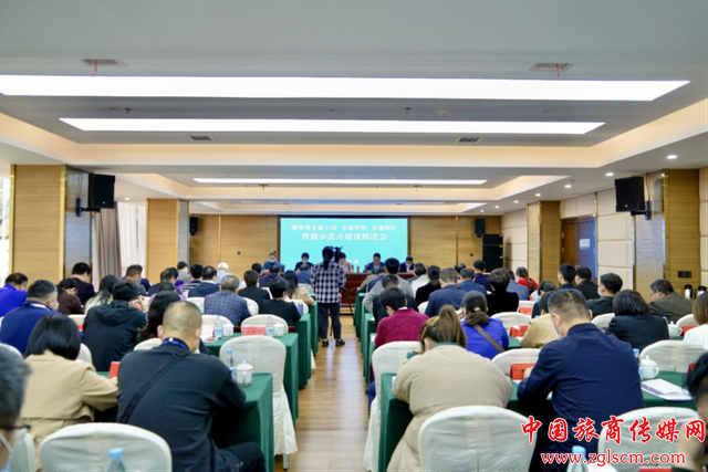 a8bef624cd3f7e0b85124e262fa26656.png 图片2.png