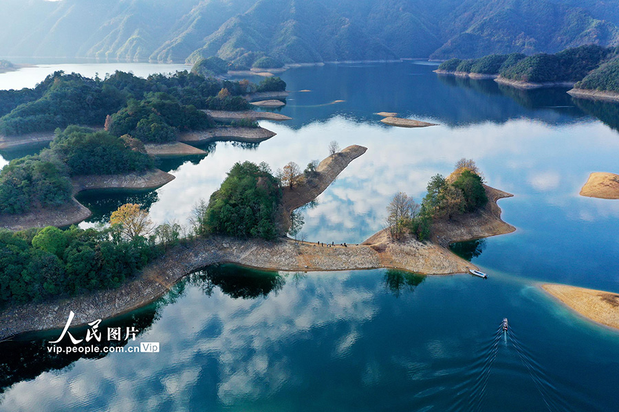 安徽省黄山市，太平湖风光。