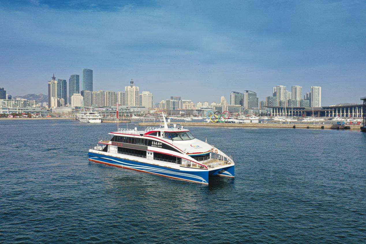 图为新航线上的游船 青岛旅游集团 供图